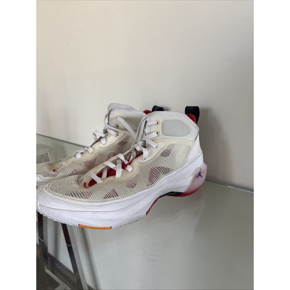 Size 12 Men\'s - Air Jordan 37 Hare - DD6958-160 main image 9